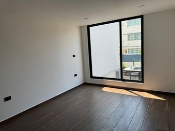 Casa nueva en Diplomaticos, Naucalpan de Juarez. Estado de México.