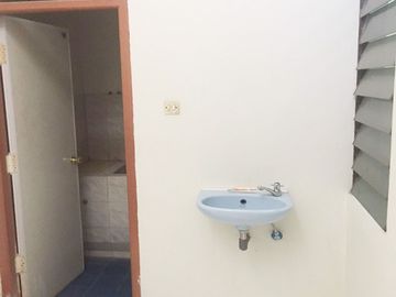 Rumah Dijual Atau Disewakan di Dekat The Park Mall Semarang