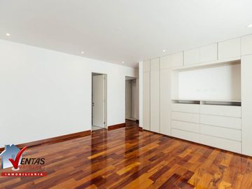 BELLA CASA EN CONDOMINIO DE 10 CASAS DE ESTRENO 3ER PISOS, ACABADOS A1, Y CUENTA CON UNA EXCELENTE ILUMINACIÓN NATURAL, AMBIENTES AMPLIOS Y CÓMODOS, D