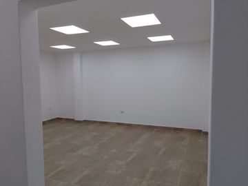 ALQUILER DE CONSULTORIOS MÉDICOS A POCOS METROS DEL HOSPITAL RODRIGUEZ ZAMBRANO