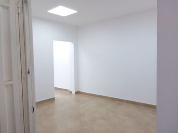 ALQUILER DE CONSULTORIOS MÉDICOS A POCOS METROS DEL HOSPITAL RODRIGUEZ ZAMBRANO