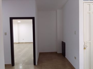 ALQUILER DE CONSULTORIOS MÉDICOS A POCOS METROS DEL HOSPITAL RODRIGUEZ ZAMBRANO