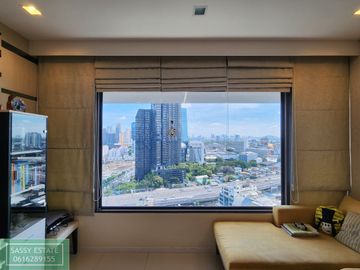 Urgent sale, Amanta Lumpini Condominium, nice view, high floor.