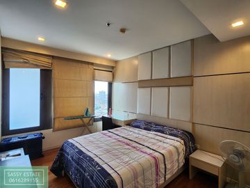 Urgent sale, Amanta Lumpini Condominium, nice view, high floor.