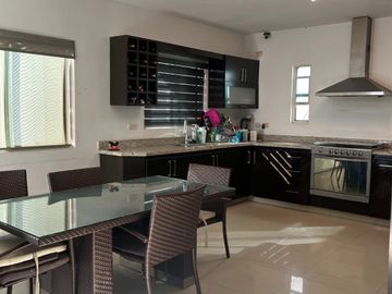 Casa en VENTA en Carretera Nacional