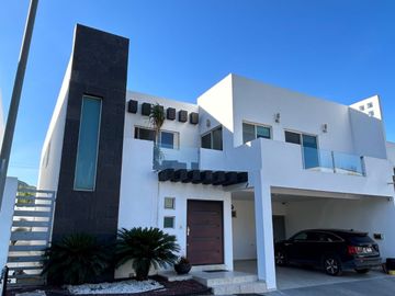 Casa en VENTA en Carretera Nacional