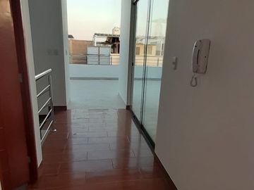 VENDO CASA DE ESTRENO CON VISTA AL PARQUE EN MIRAFLORES COUNTRY CLUB