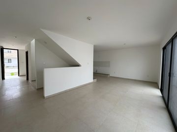 Hermosas casas en excelente ubicacion muy cerca de  Muñoz y de universidad UVM
