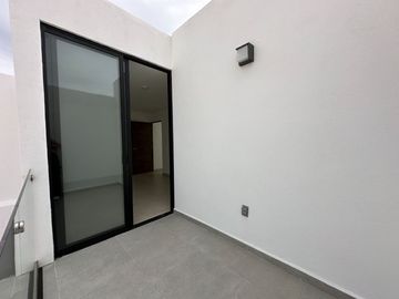 Hermosas casas en excelente ubicacion muy cerca de  Muñoz y de universidad UVM