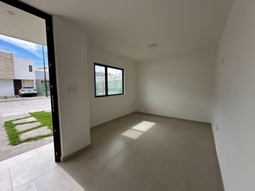 Hermosas casas en excelente ubicacion muy cerca de  Muñoz y de universidad UVM