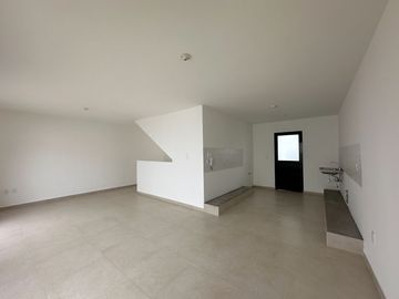 Hermosas casas en excelente ubicacion muy cerca de  Muñoz y de universidad UVM