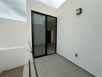 Hermosas casas en excelente ubicacion muy cerca de  Muñoz y de universidad UVM
