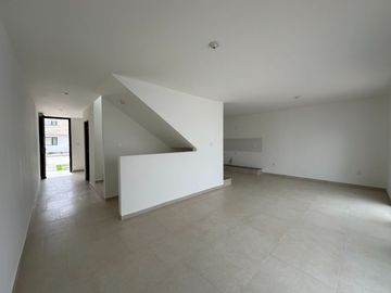 Hermosas casas en excelente ubicacion muy cerca de  Muñoz y de universidad UVM