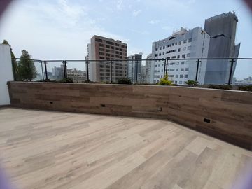 VENDO PENTHOUSE DE ESTRENO AREA TECHADA 190 MTS2 Y TERRAZA 61 MTS2. MIRAFLORES