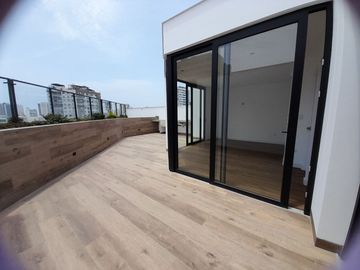 VENDO PENTHOUSE DE ESTRENO AREA TECHADA 190 MTS2 Y TERRAZA 61 MTS2. MIRAFLORES