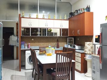 Rumah Darmo Permai Utara Sukomanunggal dkt Pakuwon Citraland Surabaya Barat