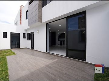 CASA EN VENTA ARGENTA
