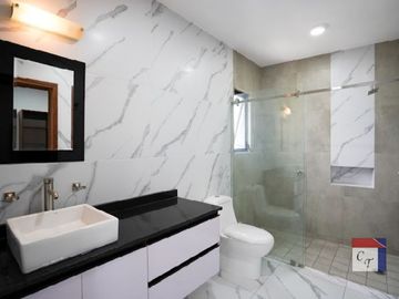 CASA EN VENTA ARGENTA