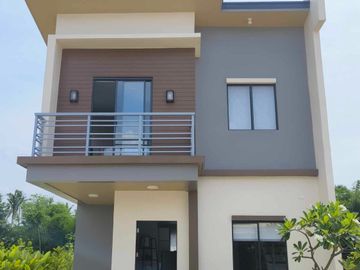 MODERN ASIAN 3 BEDROOM HOUSE AND LOT FOR SALE