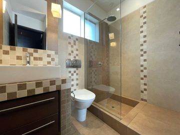 VENTA  DUPLEX CERROS DE CAMACHO FINOS ACABADOS