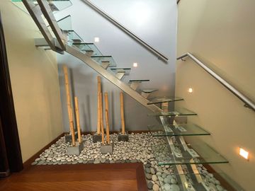 VENTA  DUPLEX CERROS DE CAMACHO FINOS ACABADOS