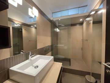 VENTA  DUPLEX CERROS DE CAMACHO FINOS ACABADOS