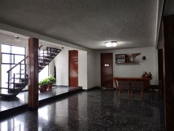 CASA EN VENTA EN ESTADO DE MEXICO NAUCALPAN CIUDAD SATELITE ECONOMISTAS