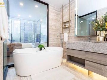 Sale with Tenant Celes Asoke Condo Penthouse