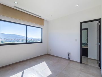 PENTHOUSE EN VENTA EN PARAISO COUNTRY CLUB DE GOLF DE DOS PISOS CON JACUZZI