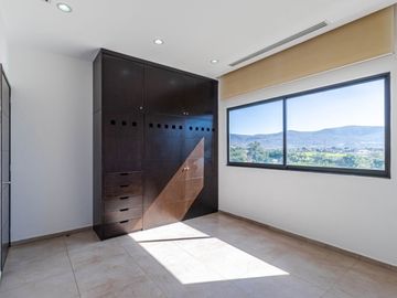 PENTHOUSE EN VENTA EN PARAISO COUNTRY CLUB DE GOLF DE DOS PISOS CON JACUZZI