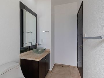 PENTHOUSE EN VENTA EN PARAISO COUNTRY CLUB DE GOLF DE DOS PISOS CON JACUZZI