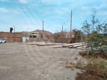 ÚNICO TERRENO CERCA A ZONAS COMERCIALES Y DE ESTRATÉGICA UBICACIÓN EN PUENTE PIEDRA