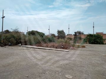 ÚNICO TERRENO CERCA A ZONAS COMERCIALES Y DE ESTRATÉGICA UBICACIÓN EN PUENTE PIEDRA