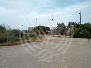 ÚNICO TERRENO CERCA A ZONAS COMERCIALES Y DE ESTRATÉGICA UBICACIÓN EN PUENTE PIEDRA