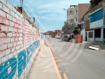 ÚNICO TERRENO CERCA A ZONAS COMERCIALES Y DE ESTRATÉGICA UBICACIÓN EN PUENTE PIEDRA