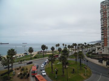 Depto Icono de Viña del Mar, Construccion Bezanilla