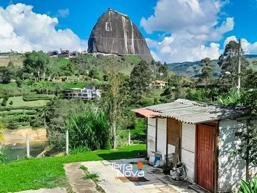 Finca con hermosa vista panorámica en venta Guatapé