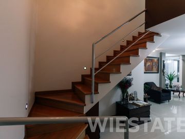 Venta Dúplex en Primer Piso / Calle 10, Urb. Monterrico Norte, San Borja. / 3 Dorm / 3 Baños / 2 Estac/ 1 Dep