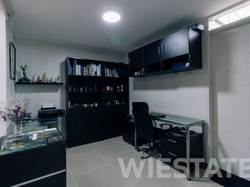 Venta Dúplex en Primer Piso / Calle 10, Urb. Monterrico Norte, San Borja. / 3 Dorm / 3 Baños / 2 Estac/ 1 Dep