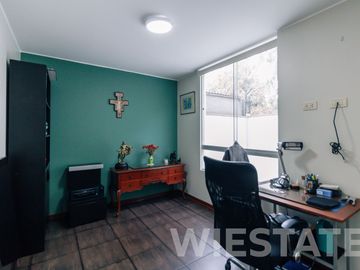 Venta Dúplex en Primer Piso / Calle 10, Urb. Monterrico Norte, San Borja. / 3 Dorm / 3 Baños / 2 Estac/ 1 Dep