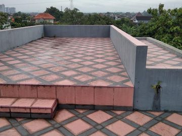 DIJUAL RUMAH MEWAH DAN LUAS SIAP HUNI DI JL KALIURANG KM 5,5