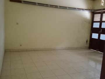 DIJUAL RUMAH MEWAH DAN LUAS SIAP HUNI DI JL KALIURANG KM 5,5