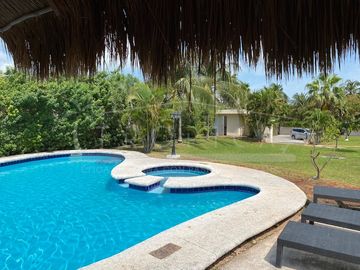 OJO. NUEVO PRECIO. CASI BEACH FRONT