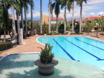 Venta de casa de dos pisos de 205.18 M2,en conjunto cerrado por la calle 8 al oriente de la ciudad.