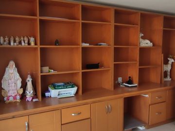 Venta de casa de dos pisos de 205.18 M2,en conjunto cerrado por la calle 8 al oriente de la ciudad.