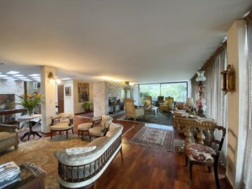 Amplia residencia, Rinconada Alta