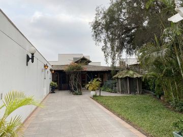 Amplia residencia, Rinconada Alta