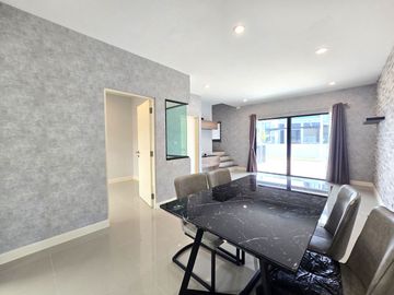 Townhome for sale, corner house, Siri Place Village, Rangsit, spacious area. Located at the beginning of the project, near the clubhouse, swimming poo
