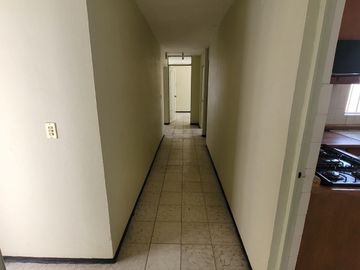 Casa con doble accesos a unos metros de Calle Morelos.