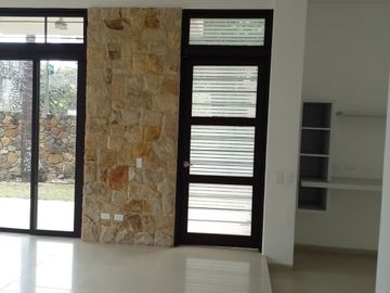 VENDO HERMOSA CASA CONDOMINIO  ENTRE RIOS PANCE